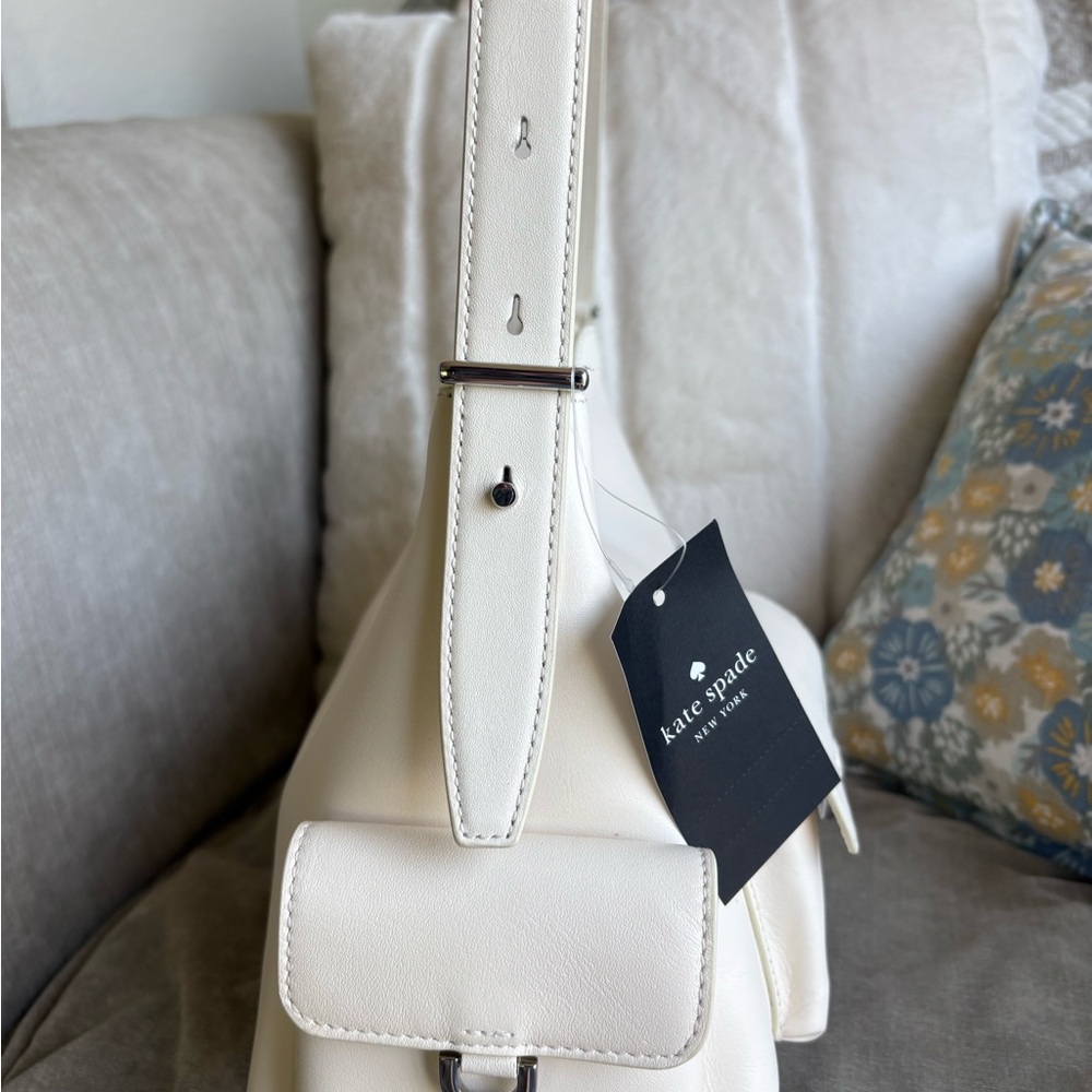 Kate Spade Cargo Shoulder Bag in White - Picture 6 of 10